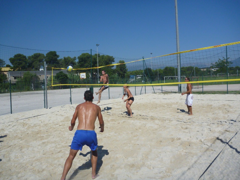gal/saison 2009-2010/second_tournoi_beach/P1040537.JPG